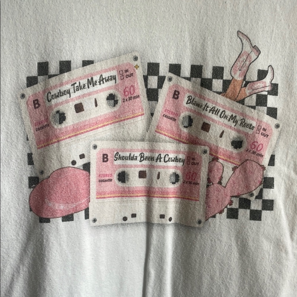 Comfort Colors Women's Tee with Cassette Graphic - Pink and Gray